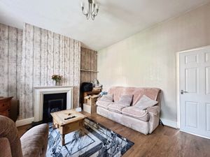 Lounge- click for photo gallery